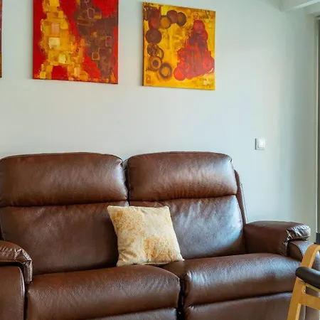 Historic Centre Teatro Apartment *