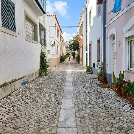 Historic Centre Teatro Apartment *